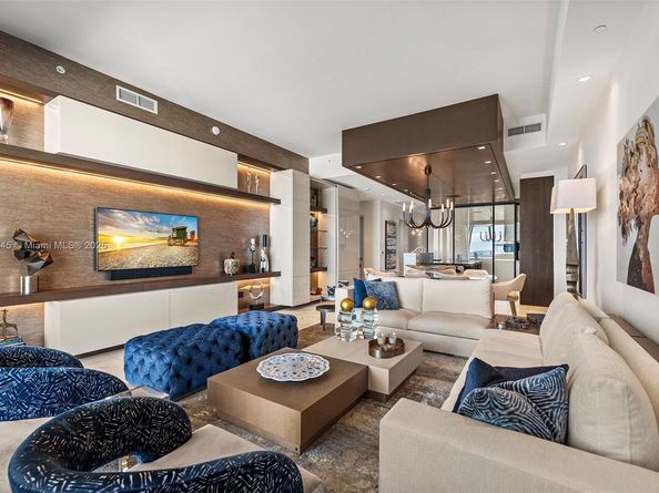 2821 S Bayshore Dr 19B, Miami FL 33133