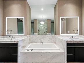 2821 S Bayshore Dr 19B, Miami FL 33133