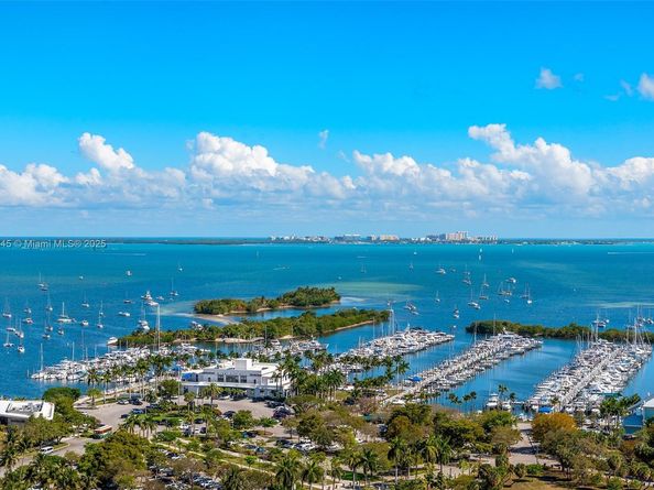 2821 S Bayshore Dr 19B, Miami FL 33133