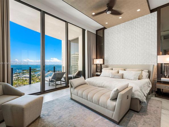 2821 S Bayshore Dr 19B, Miami FL 33133