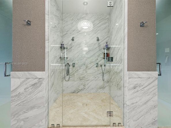 2821 S Bayshore Dr 19B, Miami FL 33133