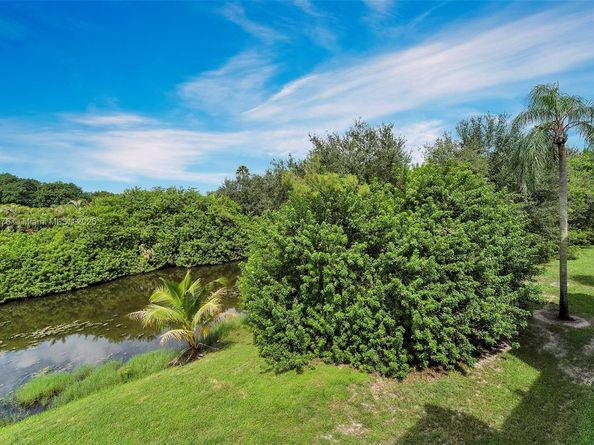 6301 N University Dr 310, Tamarac FL 33321