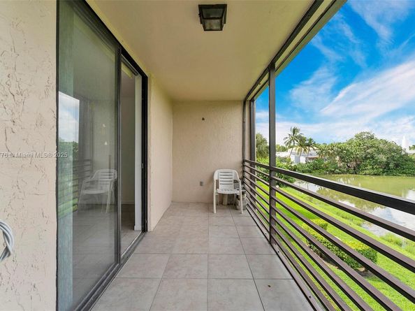 6301 N University Dr 310, Tamarac FL 33321