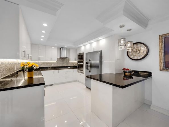 9801 Collins Ave 5Q, Bal Harbour FL 33154