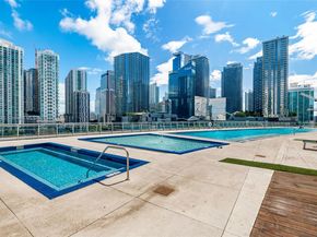 92 SW 3rd St 3503, Miami FL 33130