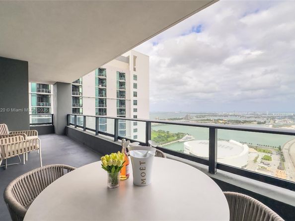 159 NE 6th St 3615, Miami FL 33132