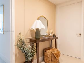 159 NE 6th St 3615, Miami FL 33132