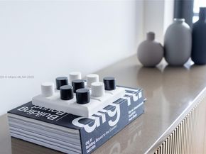 159 NE 6th St 3615, Miami FL 33132