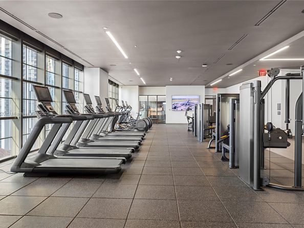 159 NE 6th St 3615, Miami FL 33132