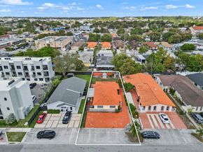 27 E 12th St, Hialeah FL 33010