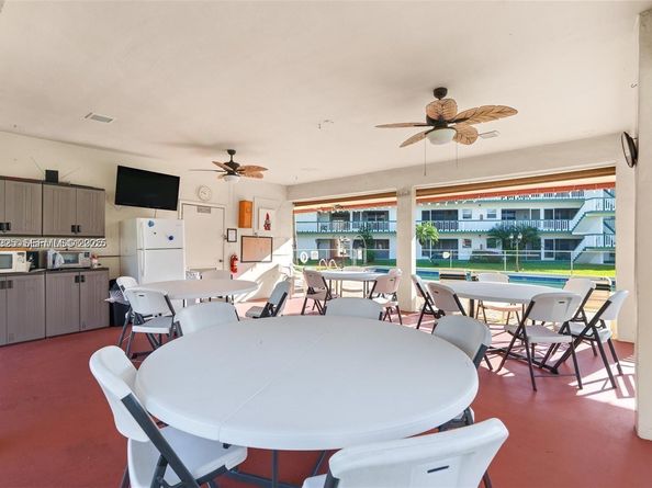 5300 Washington St J115, Hollywood FL 33021