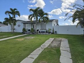 12530 SW 185th St, Miami FL 33177