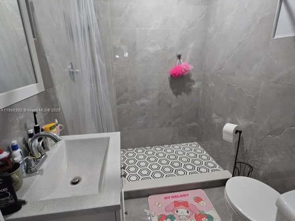 12530 SW 185th St, Miami FL 33177
