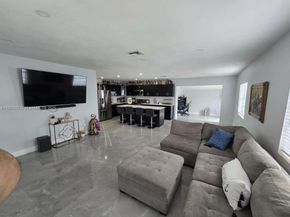 12530 SW 185th St, Miami FL 33177