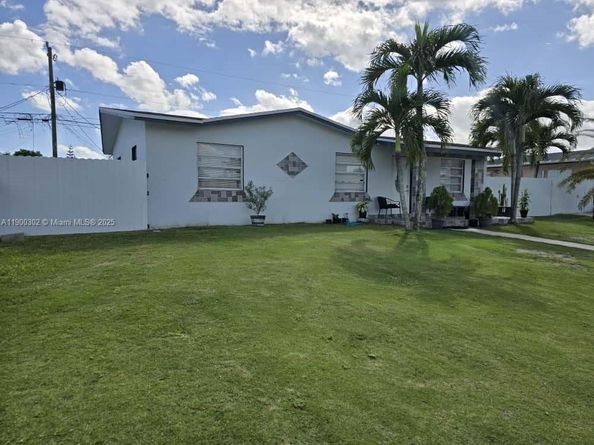 12530 SW 185th St, Miami FL 33177