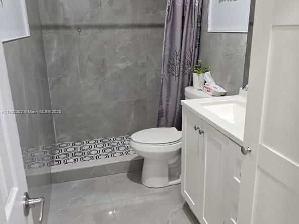 12530 SW 185th St, Miami FL 33177