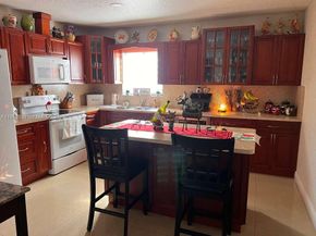 10532 NW 30th Ave, Miami FL 33147