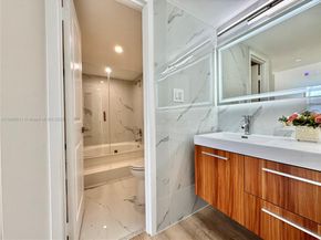 16546 NE 26th Ave 3G, North Miami Beach FL 33160