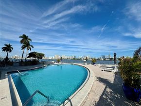 16546 NE 26th Ave 3G, North Miami Beach FL 33160