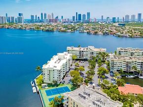 16546 NE 26th Ave 3G, North Miami Beach FL 33160