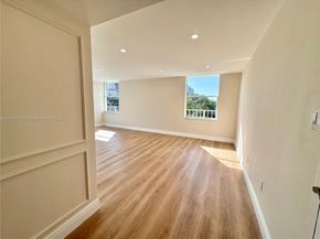 16546 NE 26th Ave 3G, North Miami Beach FL 33160