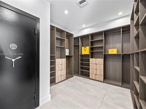 2613 Center Ave, Fort Lauderdale FL 33308