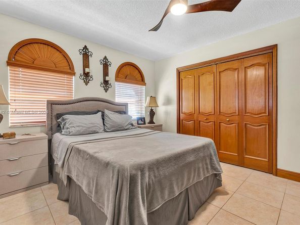 50 SW 130th Ave, Miami FL 33184