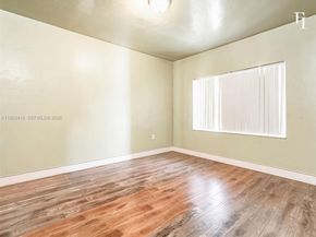 1195 NW 48th St, Miami FL 33127