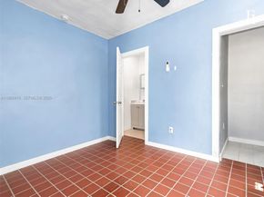 1195 NW 48th St, Miami FL 33127
