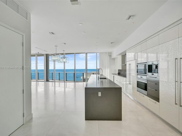 17475 Collins Ave 2302, Sunny Isles Beach FL 33160