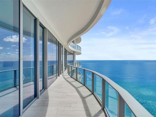 17475 Collins Ave 2302, Sunny Isles Beach FL 33160