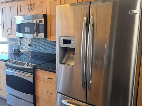 19195 NE 36th Ct 1506, Aventura FL 33180