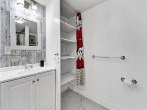 2730 NE 16th Ave, Pompano Beach FL 33064