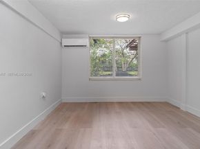 5845 SW 88th St, South Miami FL 33156