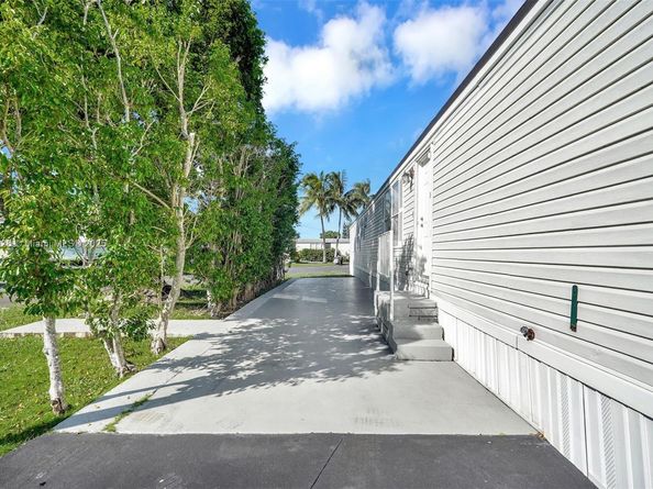 28501 SW 152nd Ave Lot 102, Homestead FL 33033