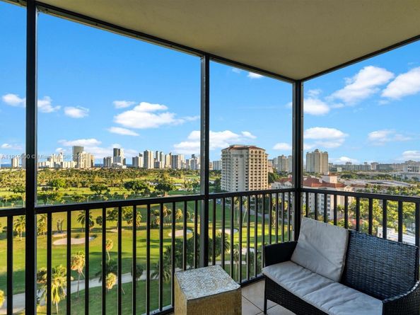 20335 W Country Club Dr 1608, Aventura FL 33180