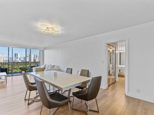 20335 W Country Club Dr 1608, Aventura FL 33180