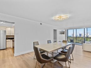 20335 W Country Club Dr 1608, Aventura FL 33180