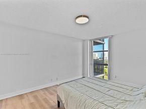 20335 W Country Club Dr 1608, Aventura FL 33180