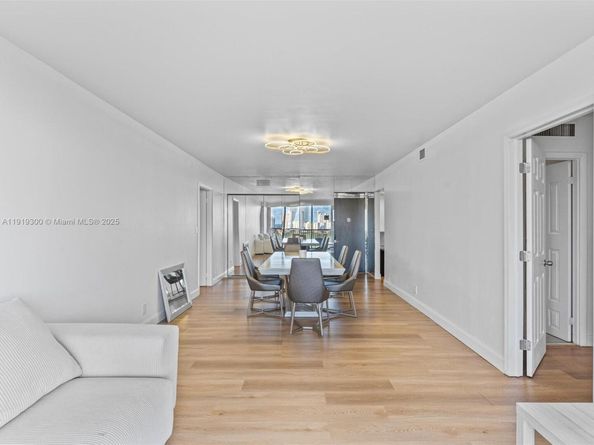 20335 W Country Club Dr 1608, Aventura FL 33180