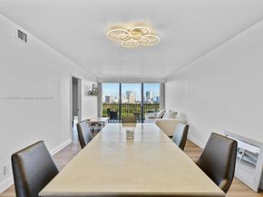 20335 W Country Club Dr 1608, Aventura FL 33180