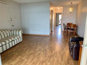 270 NE 191st St 105, Miami FL 33179