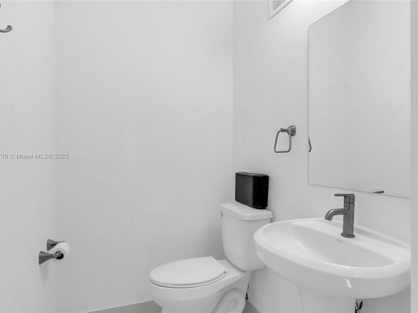 229 NW 12th, Florida City FL 33034