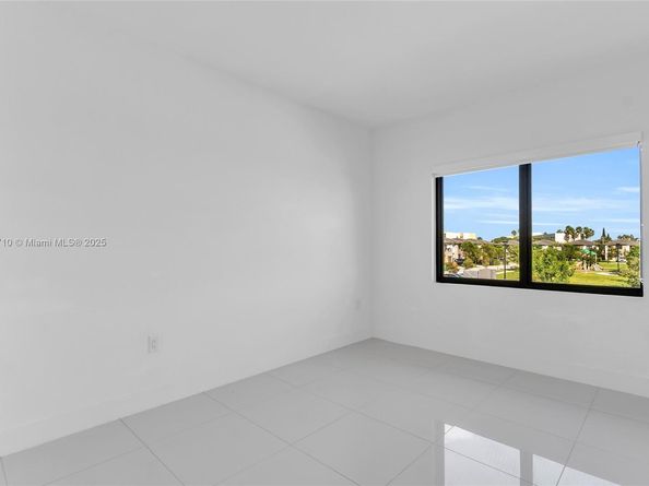 229 NW 12th, Florida City FL 33034