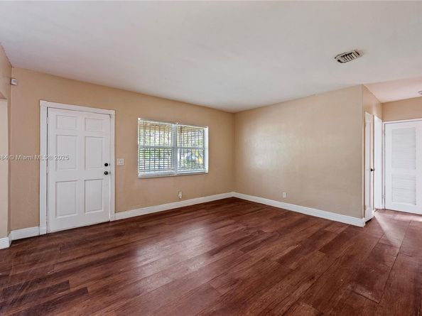 14350 N Miami Ave, Miami FL 33168