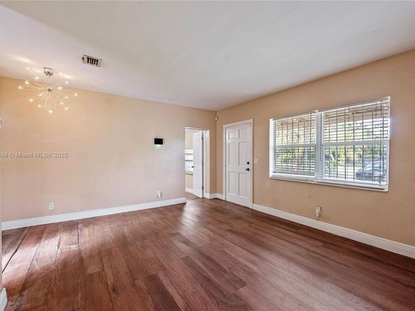 14350 N Miami Ave, Miami FL 33168