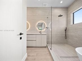 1135 NE 11th Ave, Fort Lauderdale FL 33304