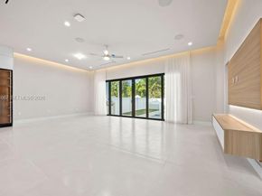 1135 NE 11th Ave, Fort Lauderdale FL 33304