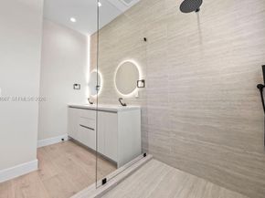 1135 NE 11th Ave, Fort Lauderdale FL 33304