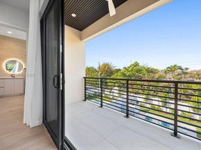 1135 NE 11th Ave, Fort Lauderdale FL 33304